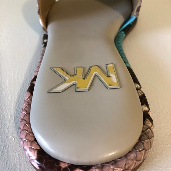 Brand New Michael Kors Hayworth Slide - 40S2HAFP2E - Picture 8 of 11